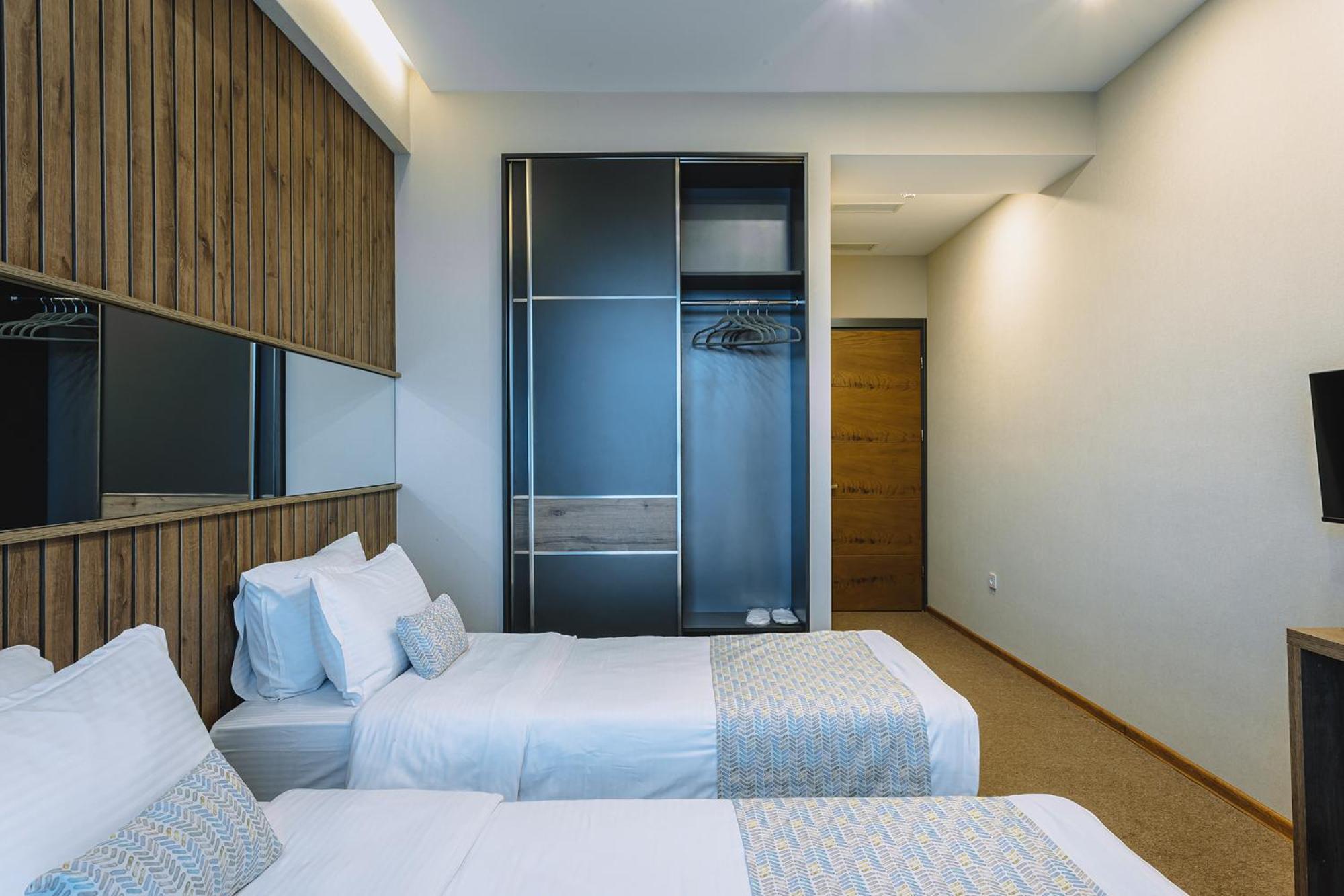 Hotel Sky Station 第比利斯 外观 照片