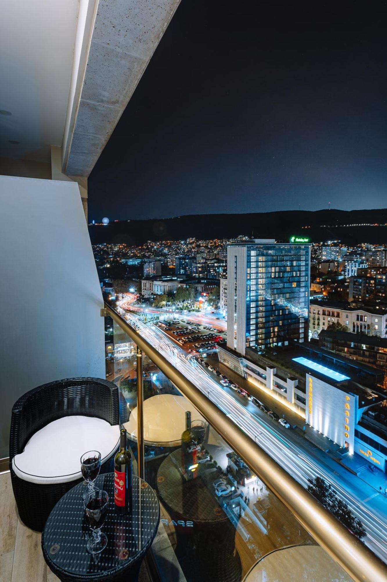 Hotel Sky Station 第比利斯 外观 照片