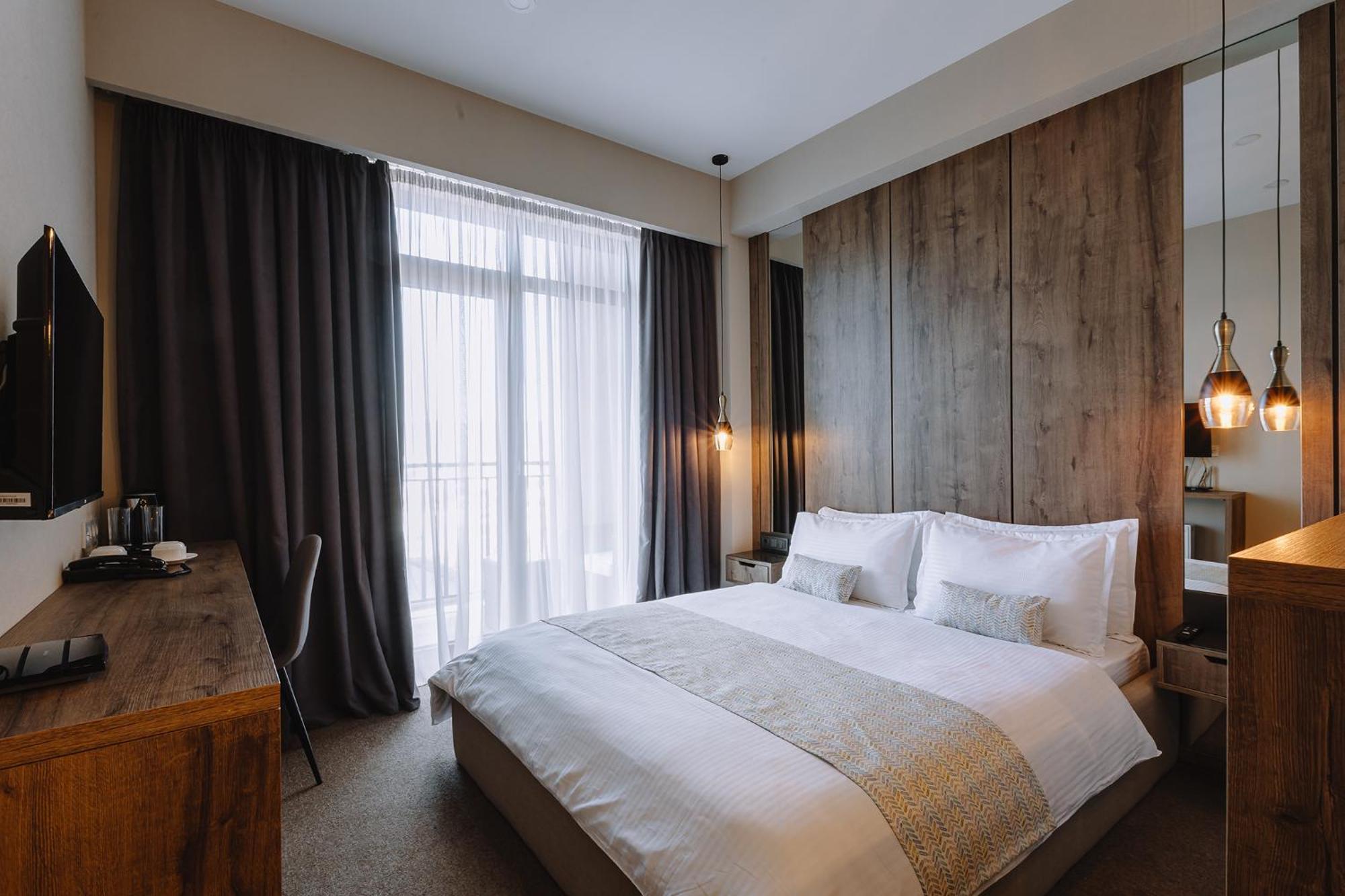 Hotel Sky Station 第比利斯 外观 照片